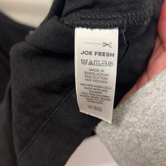 Joe Fresh Button Up Black tank - Picture 4 of 4